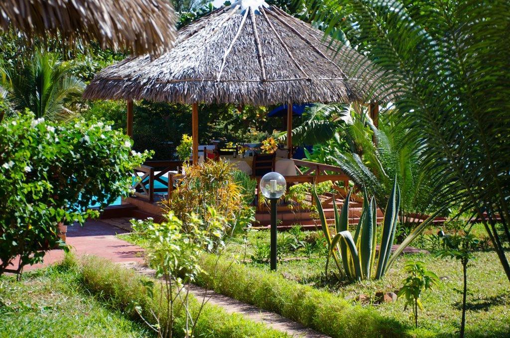 Hotel Edena Kely à Mahajanga Extérieur photo