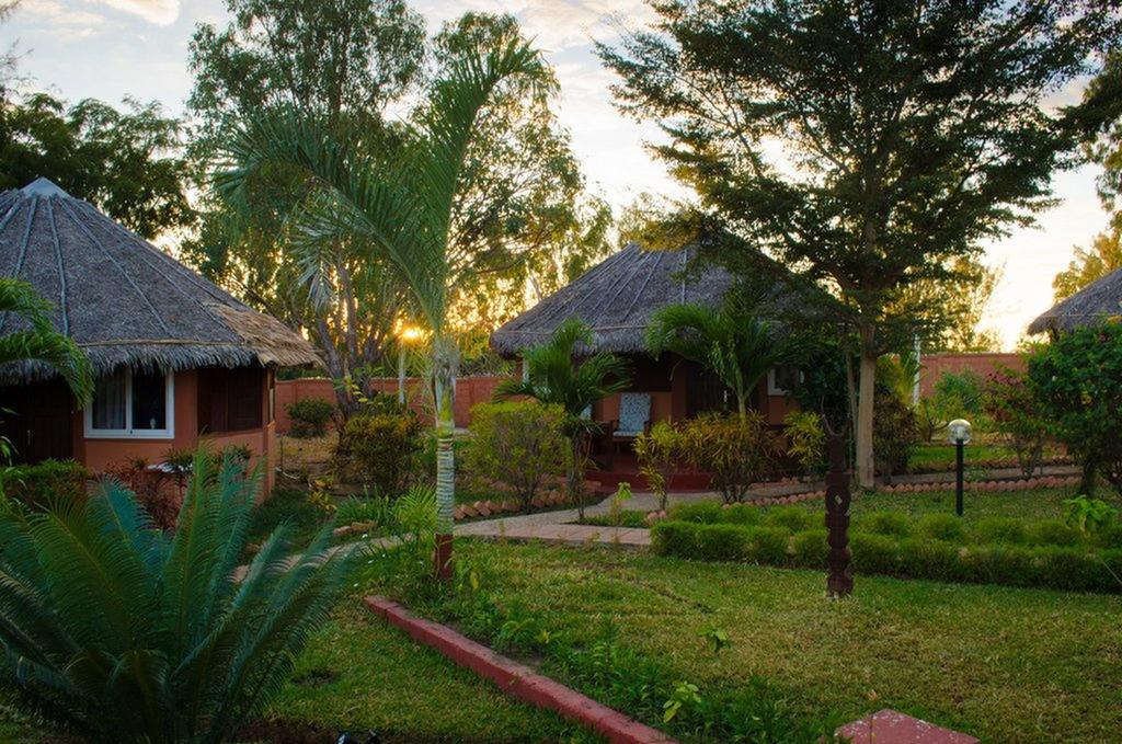 Hotel Edena Kely à Mahajanga Extérieur photo