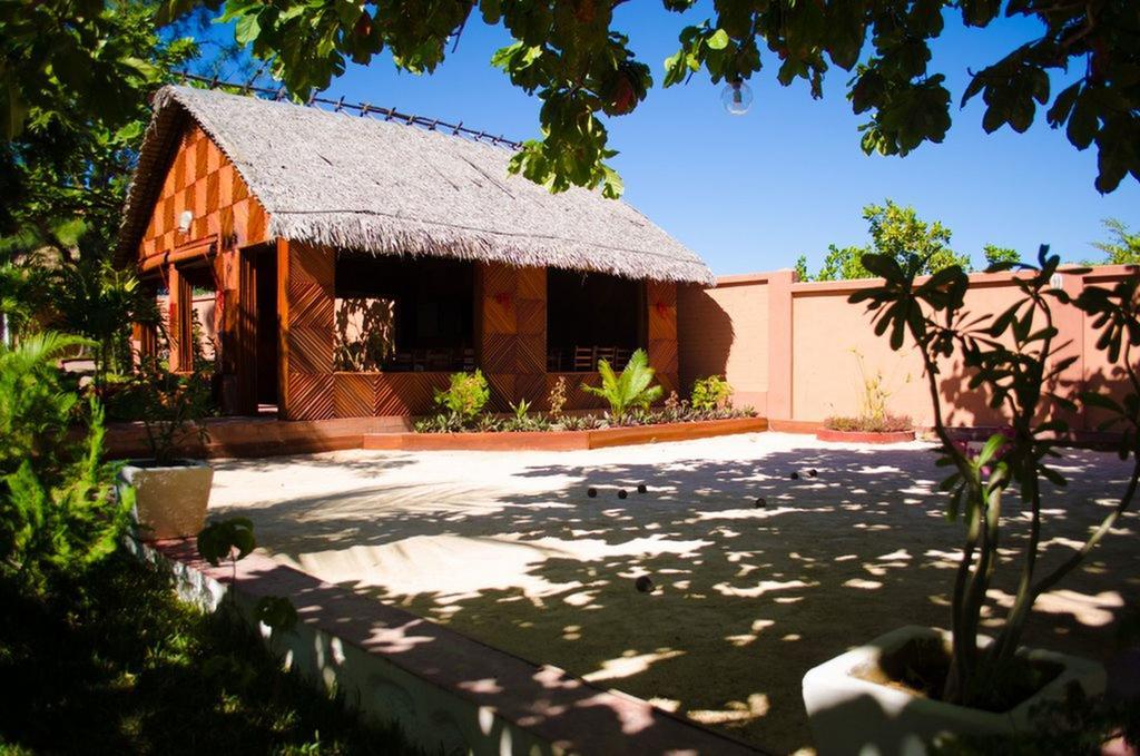 Hotel Edena Kely à Mahajanga Extérieur photo