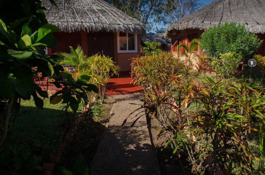 Hotel Edena Kely à Mahajanga Extérieur photo
