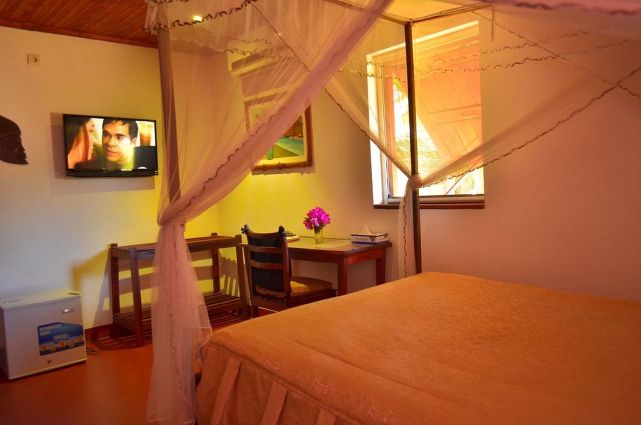 Hotel Edena Kely à Mahajanga Extérieur photo