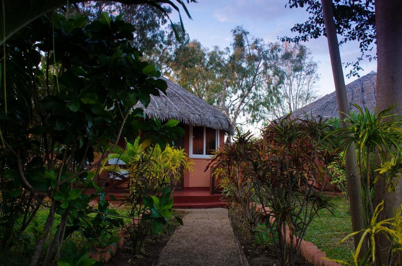 Hotel Edena Kely à Mahajanga Extérieur photo